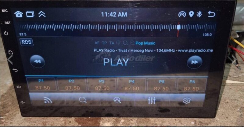 Android 14 HD Multimedija 2 DIN 7" – CarPlay, Android Auto, 2GB/64GB