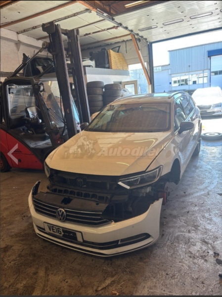 Volkswagen Passat 2.0 TDI 2015 – u djelove