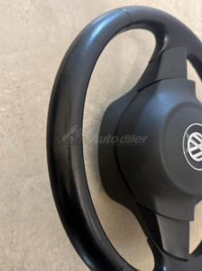 Kožni volan sa airbagom Golf 6 2011 – kao nov