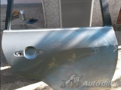 Vrata za Toyota RAV4 - Zadnja desna